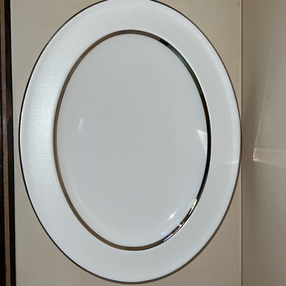 Royal Doulton Platinum Silk Platter